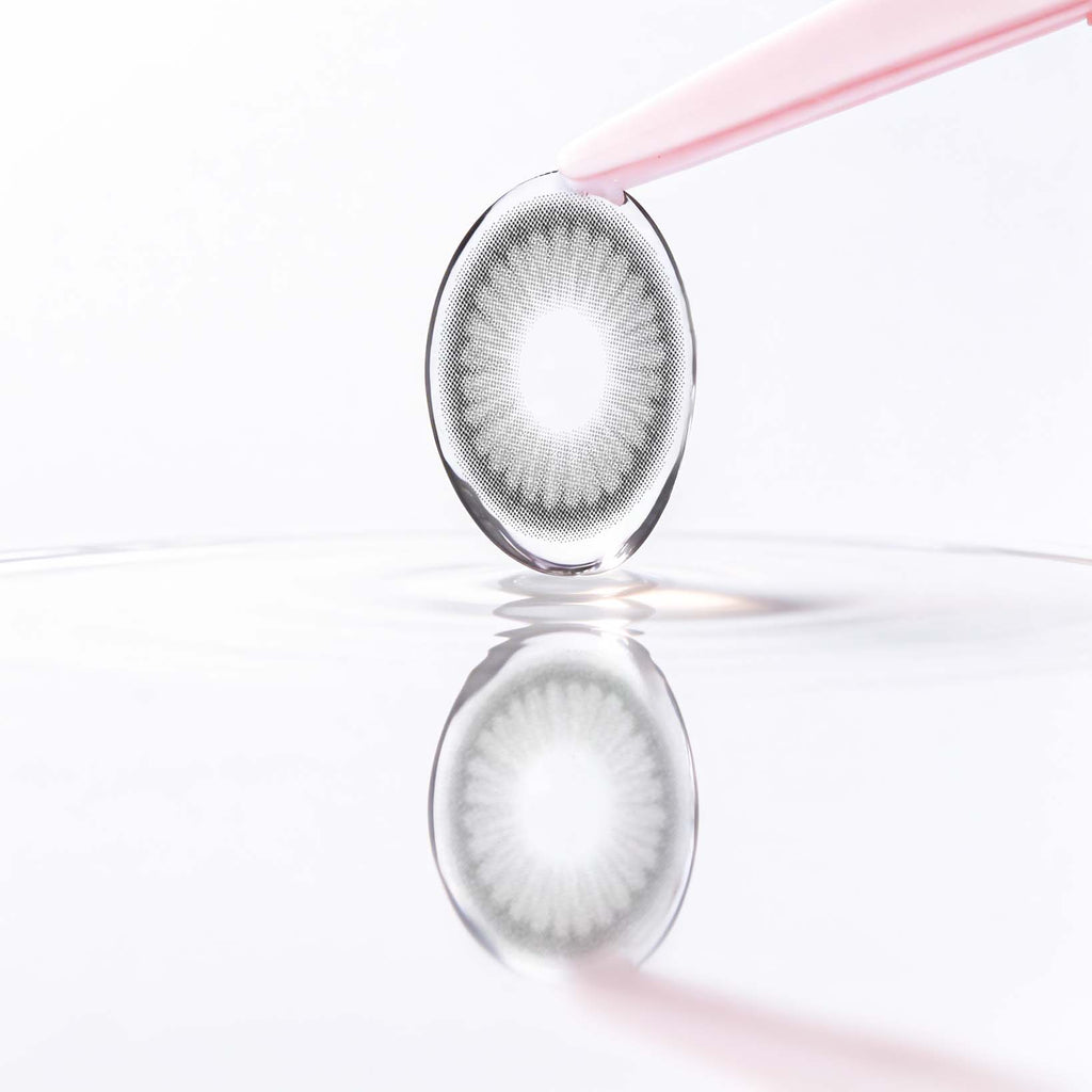 Gray Color Contact Lenses – Light & Fresh