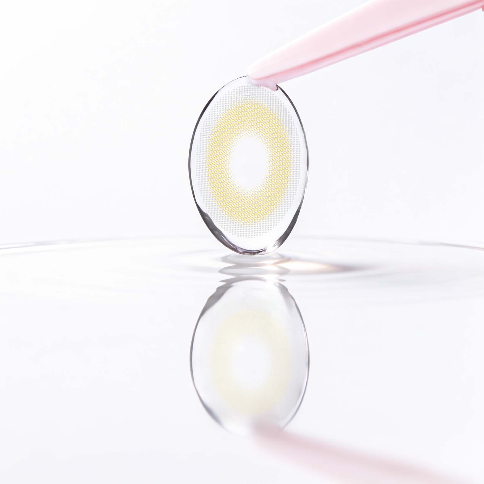 Dreamy Gray Contact Lenses
