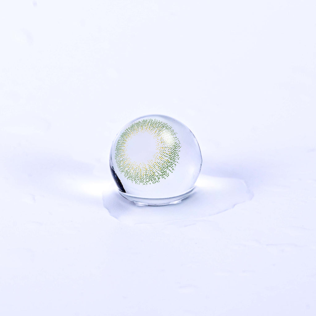 Emerald Green Contact Lenses