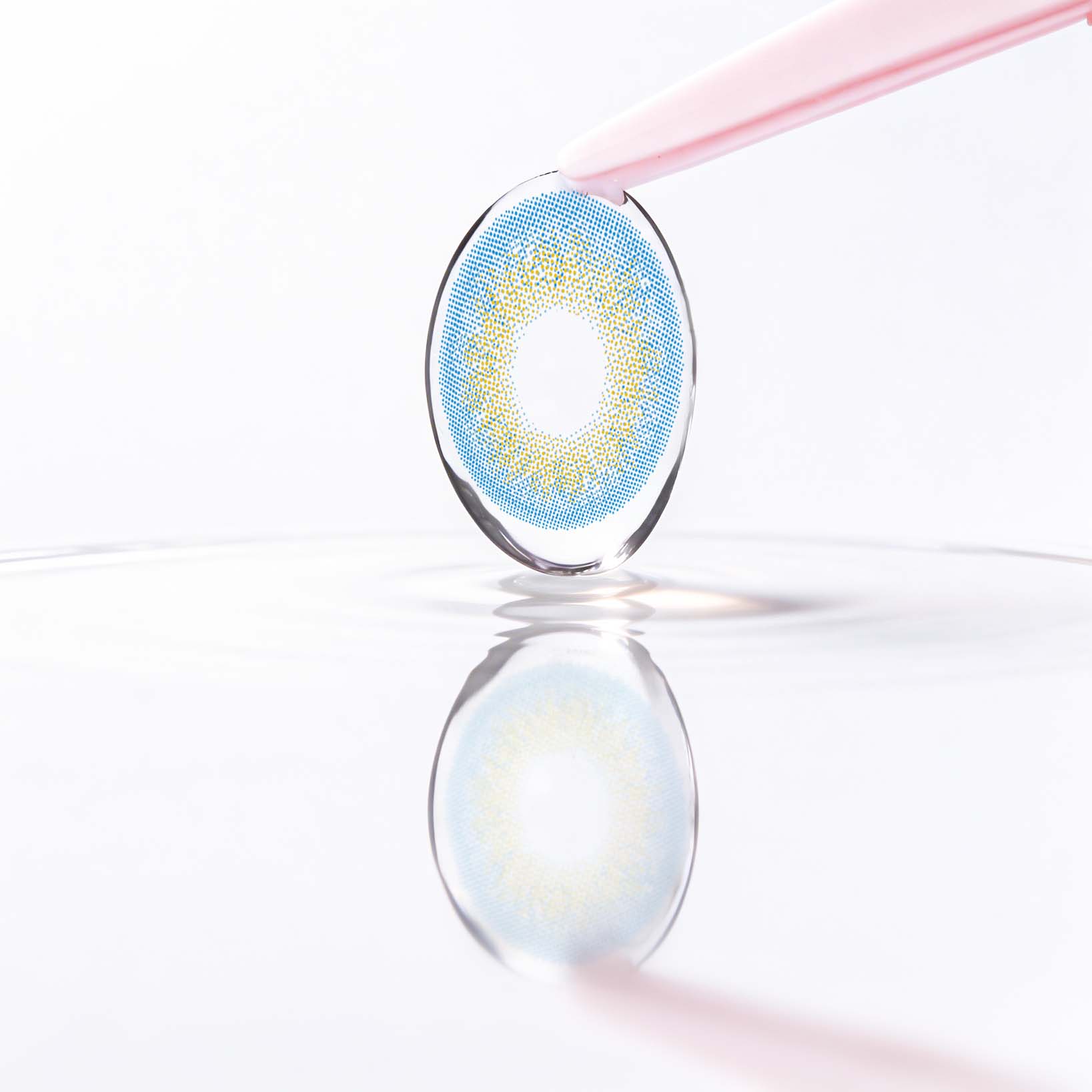 Sky Blue Contact Lenses
