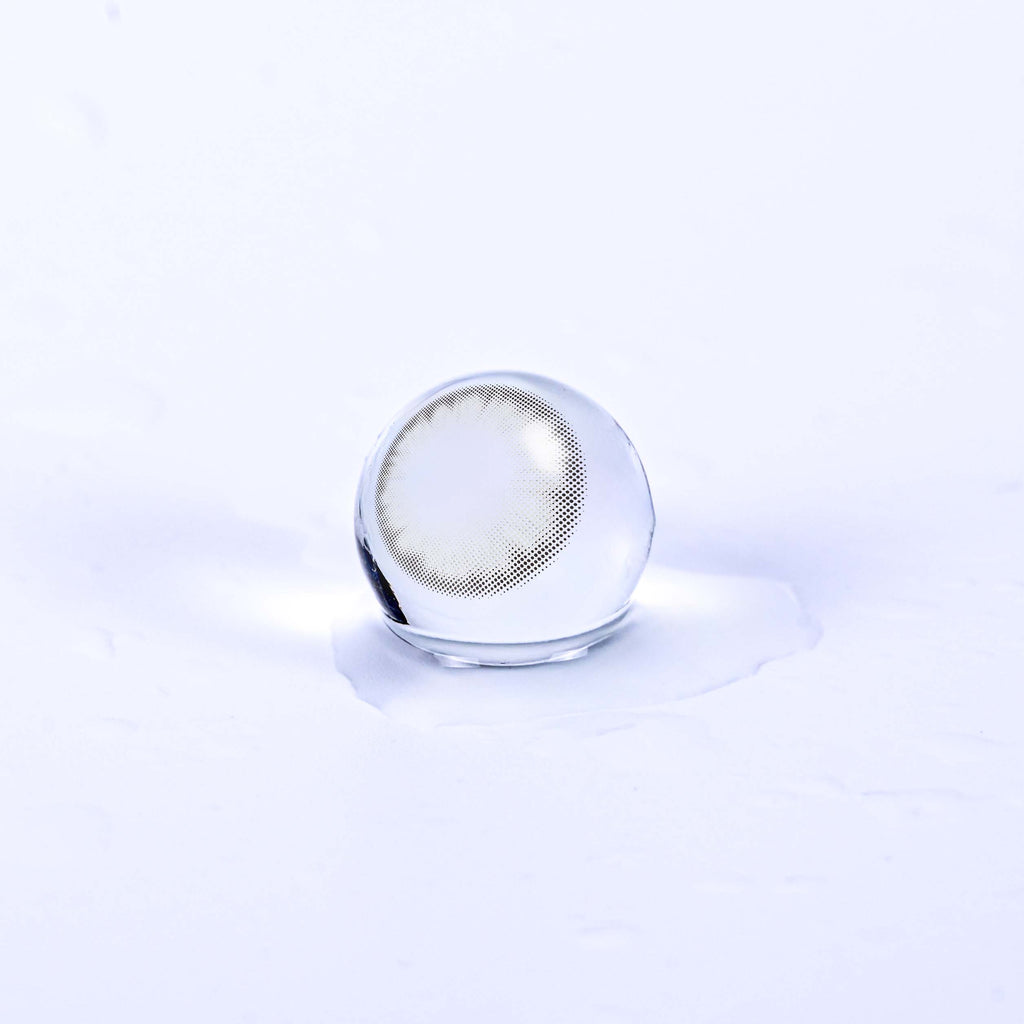 Soft Gray Contacts Lenses – Gentle Look